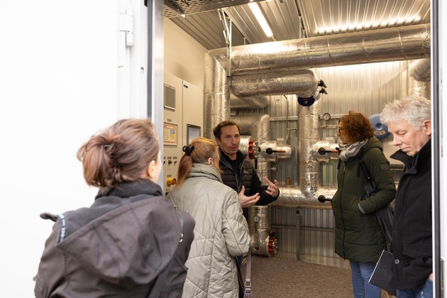 GP JOULE nimmt Wärmepumpe in Betrieb, die direkt mit grünem Strom versorgt wird