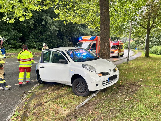 FW-EN: Feuerwehr im Dauereinsatz - Verkehrsunfall auf Ender Talstraße