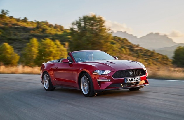 Ford-Werke GmbH: Ford nimmt Bestellungen für neuen Mustang entgegen - Verkaufspreis: ab 39.000 Euro (FOTO)