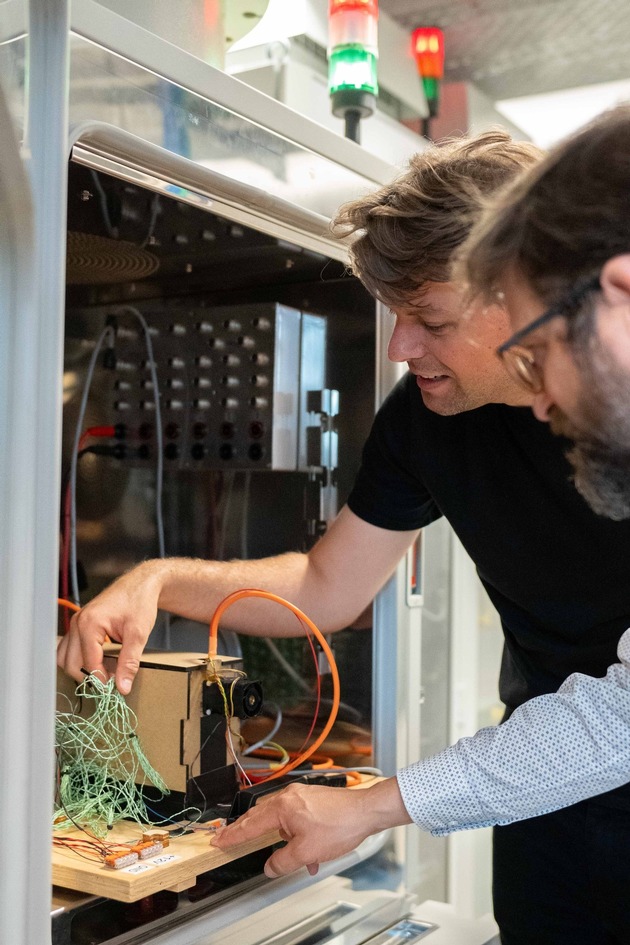 Simulationen für die Energiespeicher der Zukunft: Digitaler Zwilling schützt vor Überraschungen