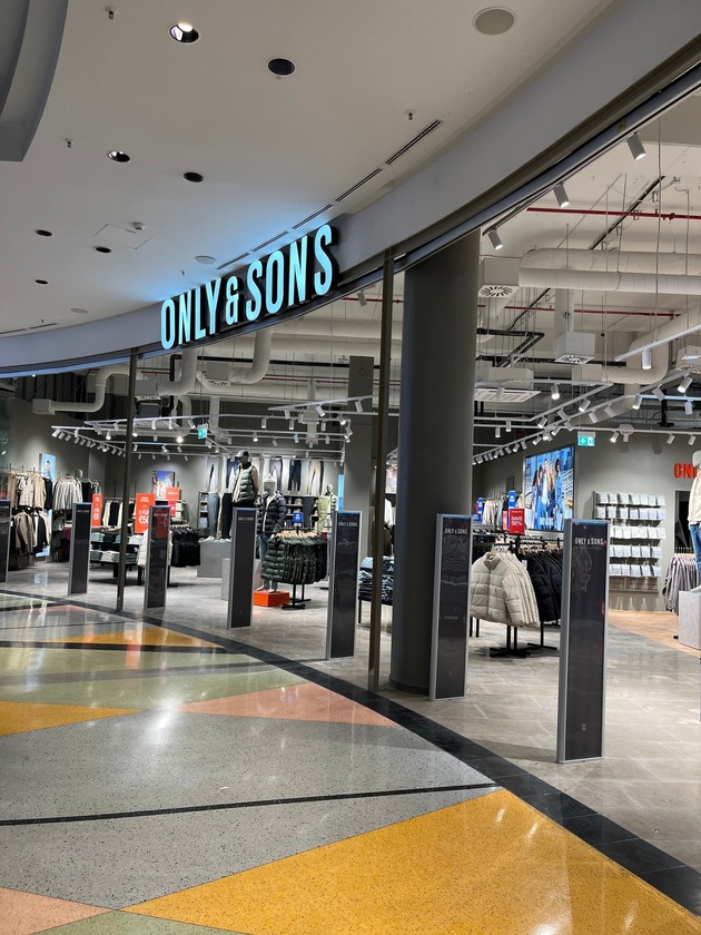 Pressemitteilung: Only &amp; Sons feiert Eröffnung im ALEXA