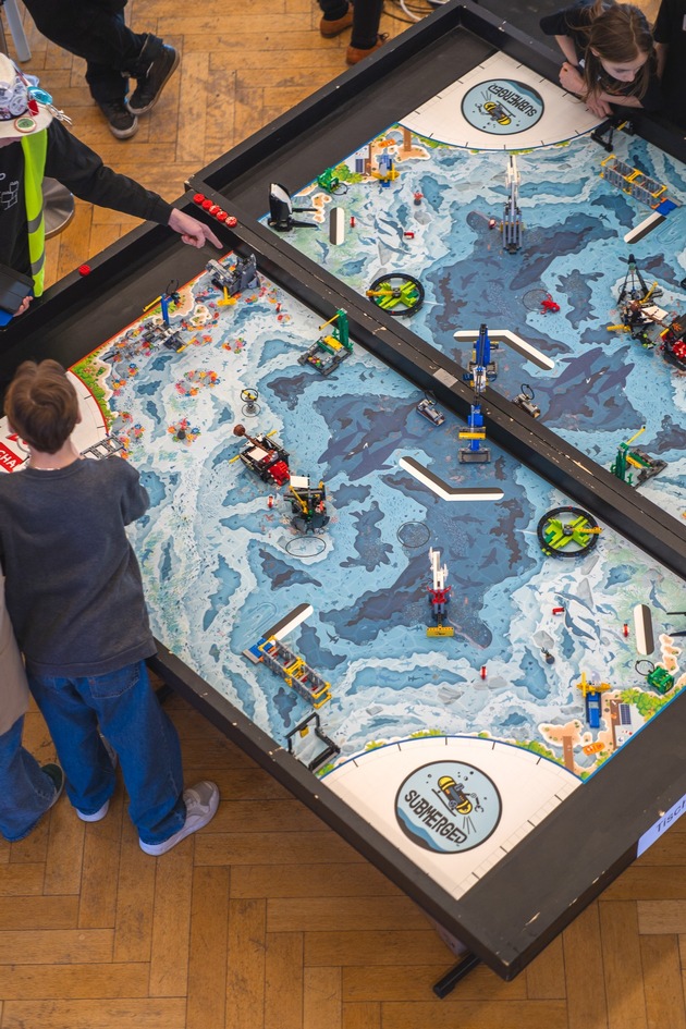 Technikbegeisterung und Innovation: Erfolgreiche First Lego League 2025 in Braunschweig