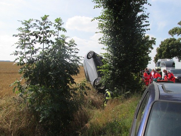 FW Menden: Verkehrsunfall Bräukerweg