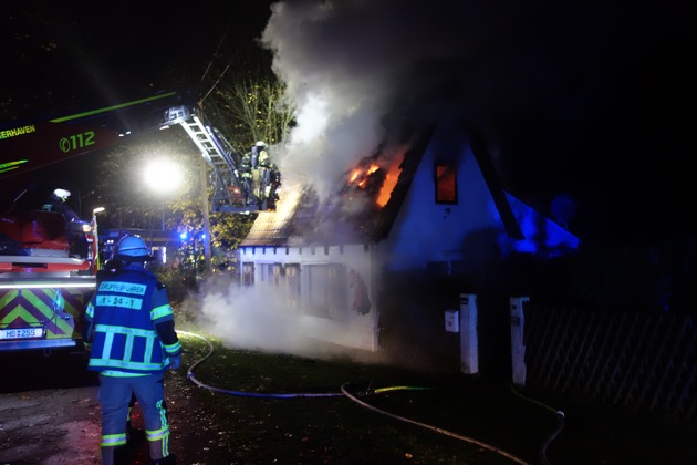 FW Bremerhaven: Gebäudebrand