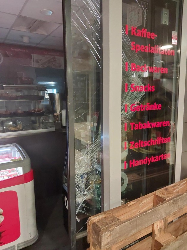 BPOL-HH: Mutmaßlicher Kiosk-Einbrecher in der S-Bahnstation Reeperbahn vorläufig festgenommen-