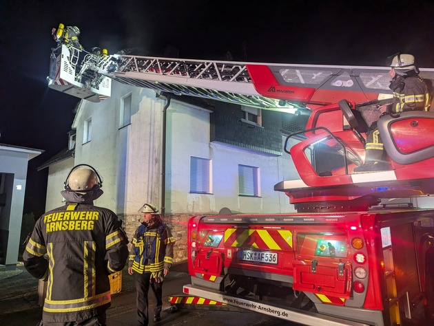 FW-AR: Haus nach Brand nicht mehr bewohnbar