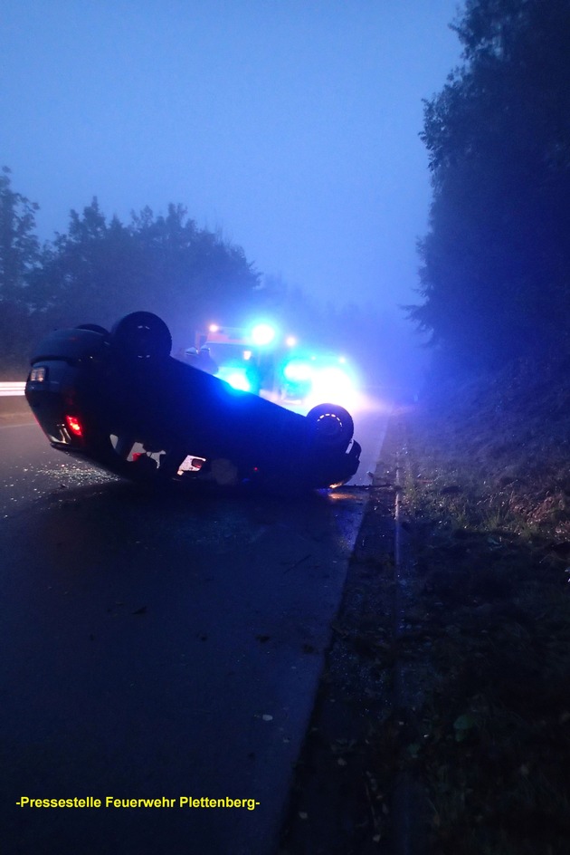 FW-PL: Plettenberg. Zwei Einsätze innerhalb von 45 Minuten. Verkehrsunfall mit einem Verletzten. Schweißanlage in Brand geraten