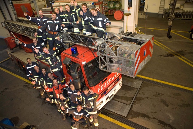 SWITCH si congratula con i Vigili del fuoco di Lucerna