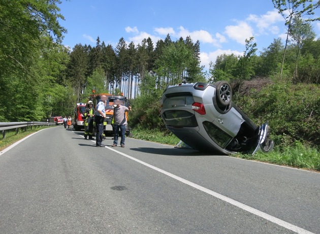 FW-AR: Verkehrsunfall auf dem &quot;Ochsenkopf&quot; fordert Verletzte