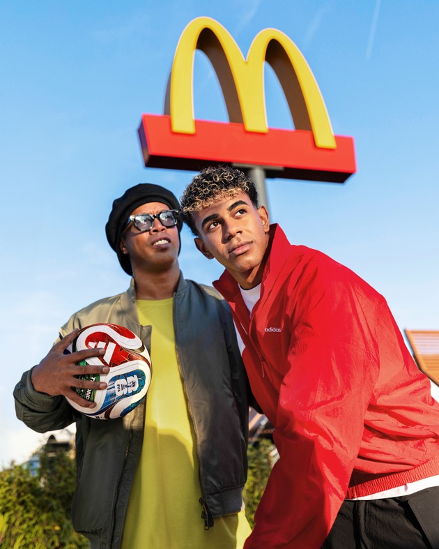 McDonald's startet weltweit in die FIFA Fussball-Weltmeisterschaft 2026(TM) mit FIFA WM Men&uuml;s, Fu&szlig;ball-Legenden und exklusiven Sammelbechern