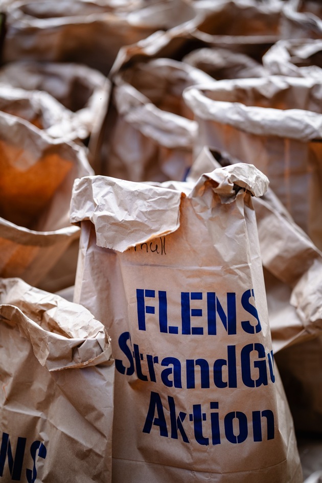 10 Jahre FLENS StrandGut-Aktion: Der Tourismus-Service Fehmarn beteiligt sich an der Schleswig-Holstein weiten M&uuml;llsammelaktion