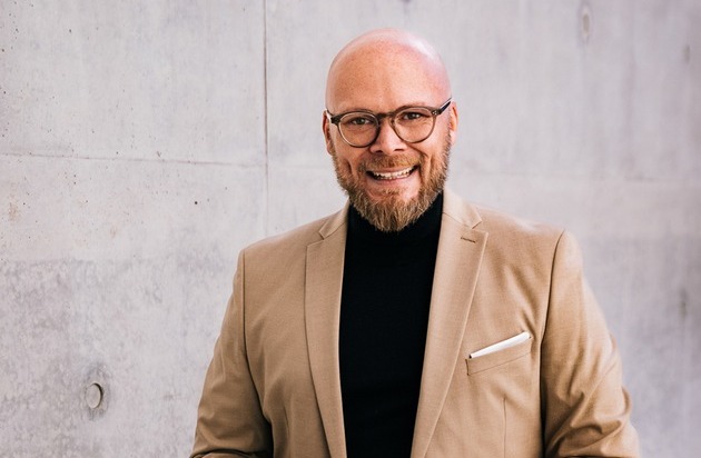DUP UNTERNEHMER-Magazin: Bayerns Digitalminister Fabian Mehring (FREIE W&Auml;HLER) spricht im DUP-Videocast &uuml;ber KI, Produktivit&auml;t und Deutschlands Zukunft: "Wir brauchen wieder eine neue Wirtschaftswunder-Mentalit&auml;t"