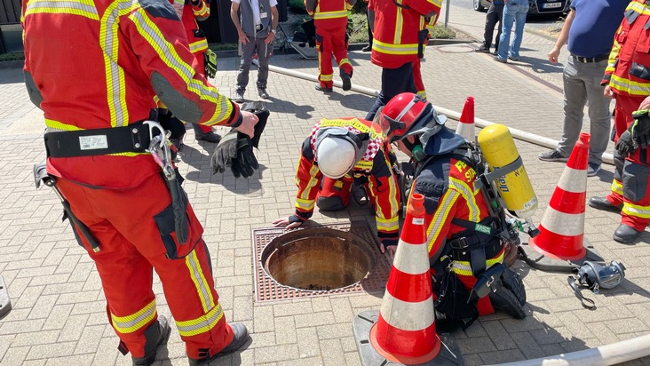 FW Düren: Feuerwehreinsatz am Mittwochmittag im St.-Marien-Hospital Düren-Birkesdorf