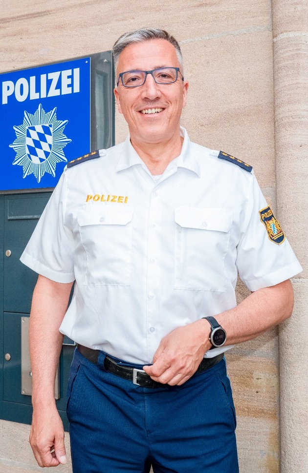 POL-MFR: (610) Führungswechsel bei der mittelfränkischen Polizei: Bernd Wolf übernimmt Leitung des Sachgebiets E2