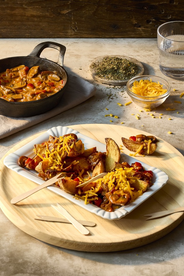 Poutine neu gedacht: Kartoffelklassiker aus Kanada f&uuml;r den Sommer
