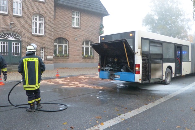 FW-KLE: Linienbus in Brand geraten