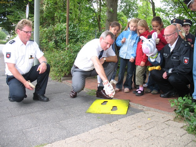 POL-GOE: (1112/2008) Polizeipräsident Wargel startet Schulanfangsaktion 2008 in der Polizeidirektion Göttingen - Fotos im Download