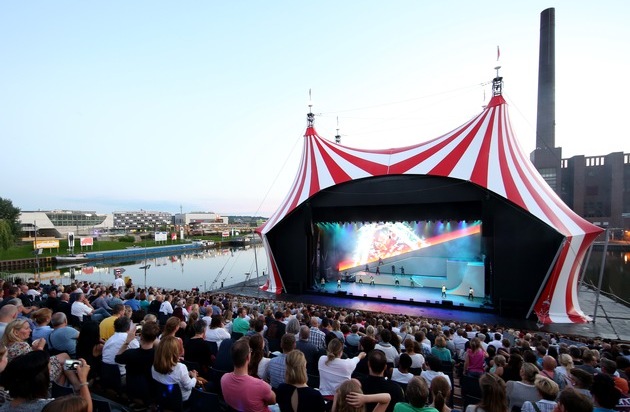 Autostadt GmbH: Autostadt in Wolfsburg startet am 12. Juli das große Sommerfestival "Cirque Nouveau" mit mehr als 300 Shows