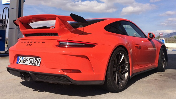 GRIP - Das Motormagazin: &quot;Der neue Porsche 911 GT 3&quot;
