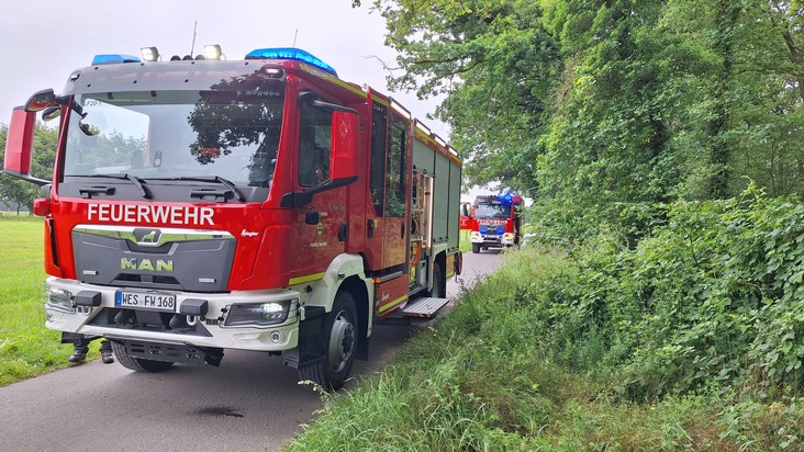 FW Sonsbeck: Zwei Eins&auml;tze: Sturmschaden und Verkehrsunfall auf der A57