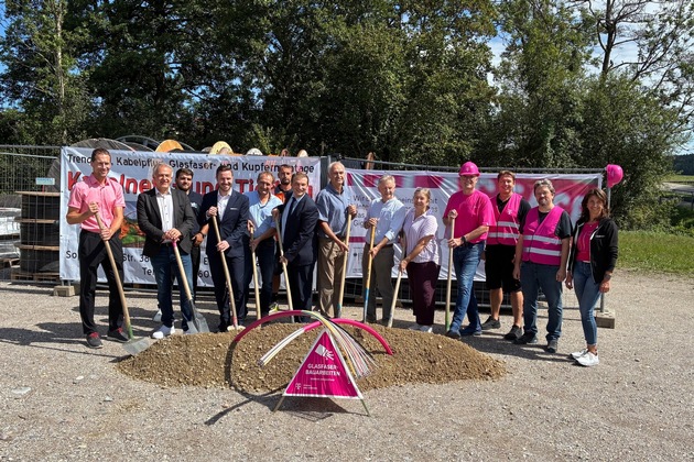 Telekom startet geförderten Glasfaserausbau in Höslwang