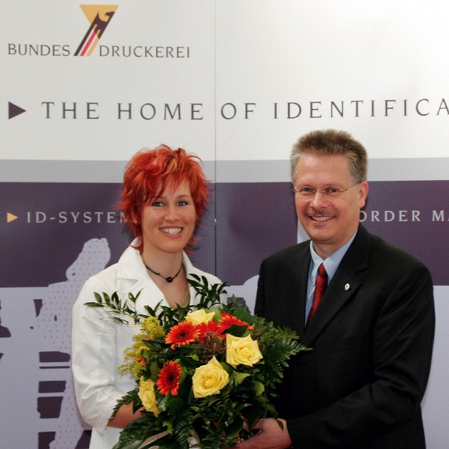 Per Fingerzeig ins Deutsche Haus / Die Bundesdruckerei schließt eine Partnerschaft mit dem NOK / Deutsche Häuser in Turin und Beijing erhalten biometrisches Akkreditierungssystem