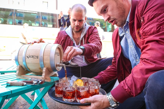 Achtung! Über München entlädt sich ein Negronigewitter