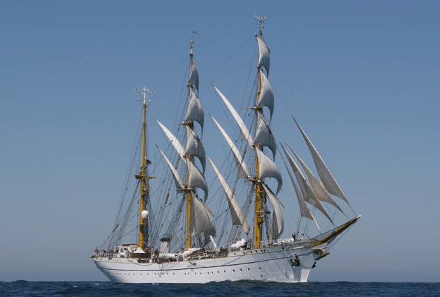 Marine - Pressemitteilung / Pressetermin: &quot;Gorch Fock&quot; nimmt Kurs auf Kap Hoorn - Segelschulschiff der Marine umrundet erstmals Südamerika (mit Bild)