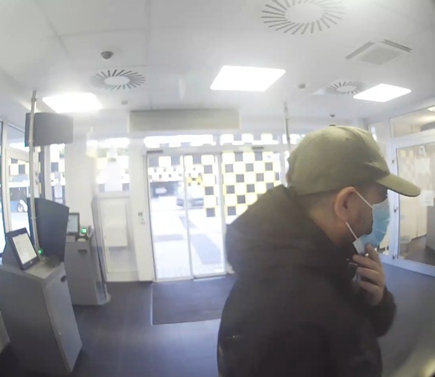 POL-H: Öffentlichkeitsfahndung: Polizei Hannover sucht EC-Karten-Dieb