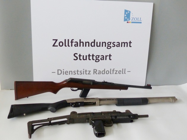 ZOLL-S: Gemeinsame Pressemitteilung der Staatsanwaltschaft Ellwangen und des Zollfahndungsamts Stuttgart - Zollfahnder entdecken Waffenarsenal