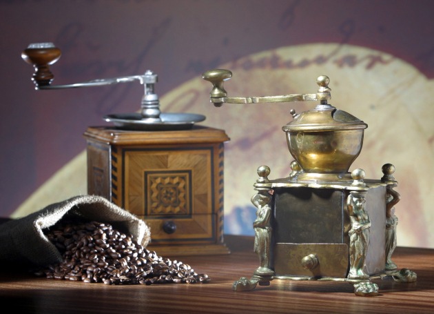 Das Beste aus der guten alten Zeit / Tchibo besitzt einzigartige Sammlung historischer Kaffeemühlen