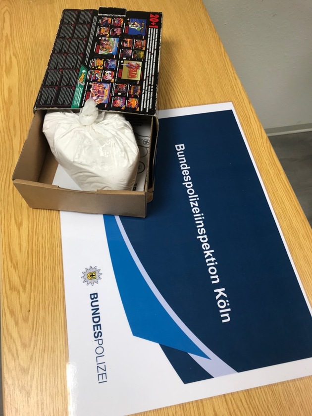 BPOL NRW: Bundespolizei beschlagnahmt knapp ein Kilogramm Amphetamine