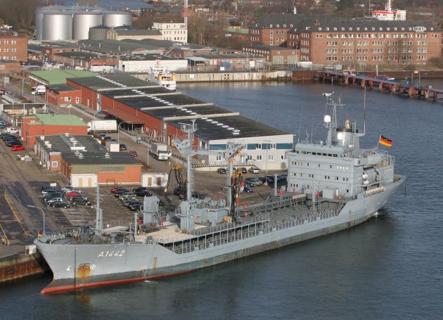 Deutsche Marine - Pressemeldung/ Pressetermin: Marinetankschiff &quot;Spessart&quot; stößt zu NATO-Verband