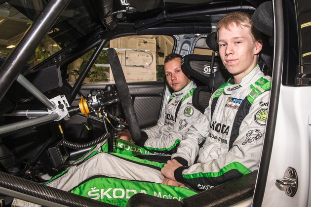 Neste Rallye Finnland: Alle Augen richten sich auf die SKODA Junioren Ole Christian Veiby und Kalle Rovanperä (FOTO)