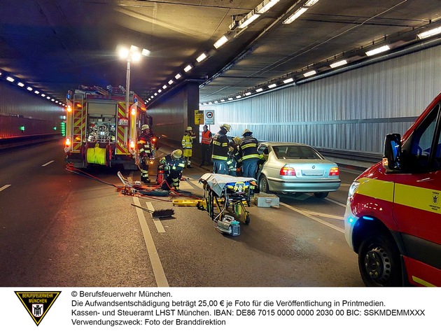FW-M: Verkehrsunfall im Luise-Kiesselbach-Tunnel (Mittersendling)