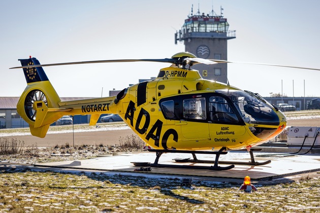 976 Rettungseinsätze für „Christoph 70“ - Bilanz der ADAC Luftrettung in Jena für 2024