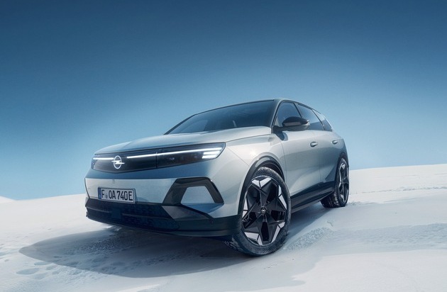 Opel Automobile GmbH: Auf neuen Wegen: Der Opel Grandland Electric mit Allradantrieb