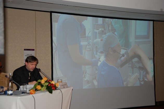 Treffen der Intimchirurgen mit Live-OPs in Köln