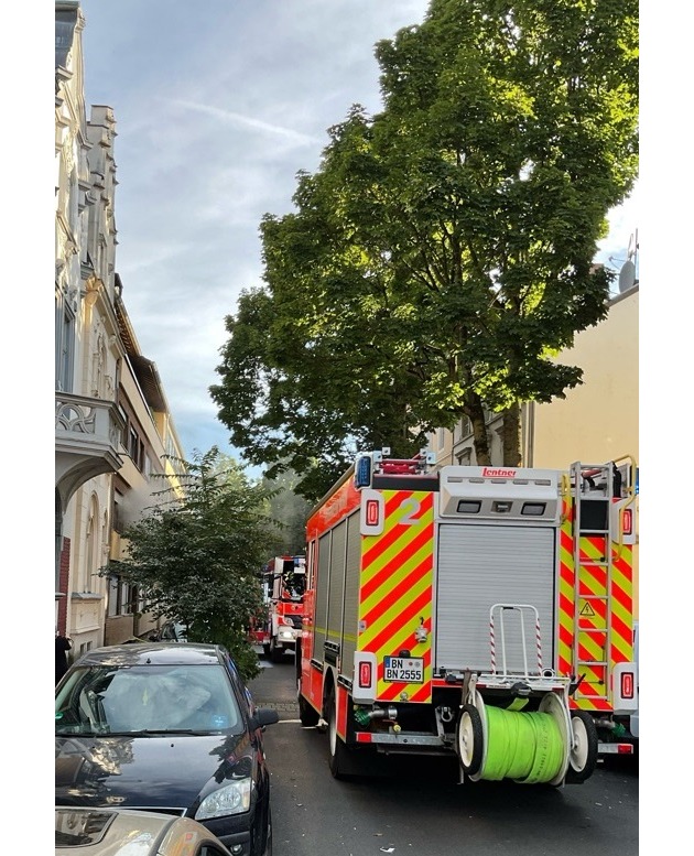 FW-BN: Wohnungsbrand in Bonn Alt-Godesberg - keine verletzten Personen