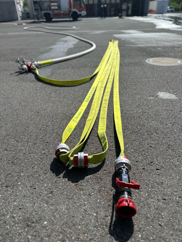 FW Dinslaken: Feuerwehrhandwerk erfolgreich vereinheitlicht