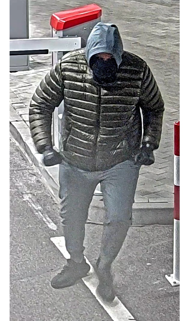 POL-HH: 250523-3. Öffentlichkeitsfahndung nach schwerem Raub in Hamburg-Neustadt