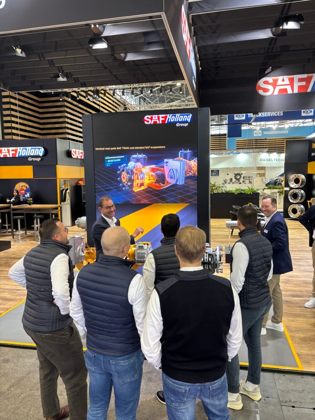 SAF-HOLLAND shows system strength at SOLUTRANS