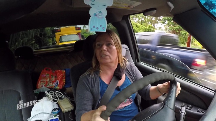 Konny im freien Fall: Staffelauftakt von &quot;Die Reimanns - Ein außergewöhnliches Leben&quot; am Montag bei RTL II