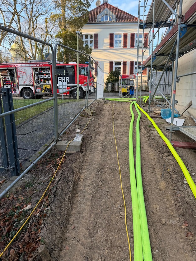 FW-E: Wasserrohrbruch &uuml;berflutet Tiefgarage mit 1,2 Millionen Litern Wasser