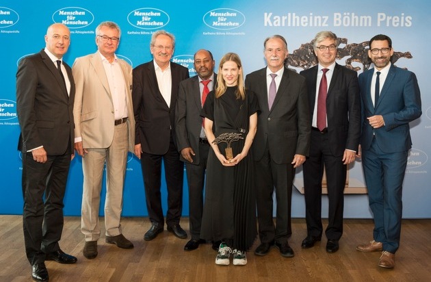 Stiftung Menschen für Menschen: Karlheinz Böhm Preis 2018 für das "Operndorf Afrika"