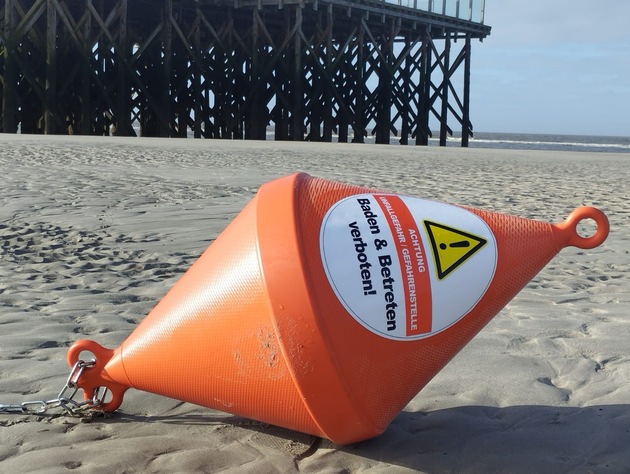 St. Peter-Ording - Alte Strandbar 54° Nord aus Sicherheitsgründen weiträumig abgesperrt