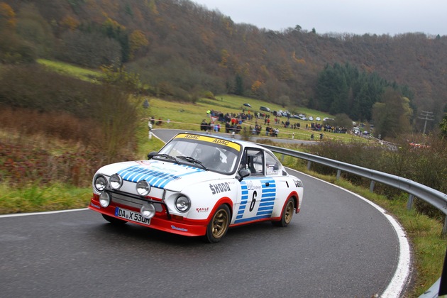 SKODA startet mit acht Fahrzeugen bei der Kult-Rallye Sachsen Classic (FOTO)