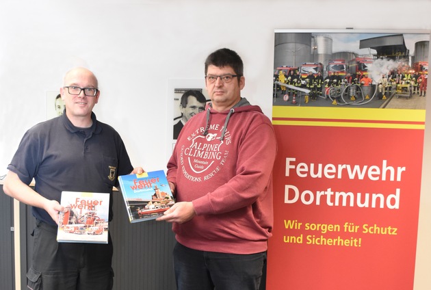 FW-DO: Neues Buch über die Fahrzeuge der Feuerwehr Dortmund vorgestellt