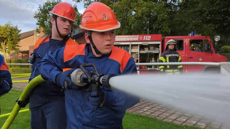 FW-KLE: Spannende Einsätze beim Berufsfeuerwehrtag der Jugendfeuerwehr