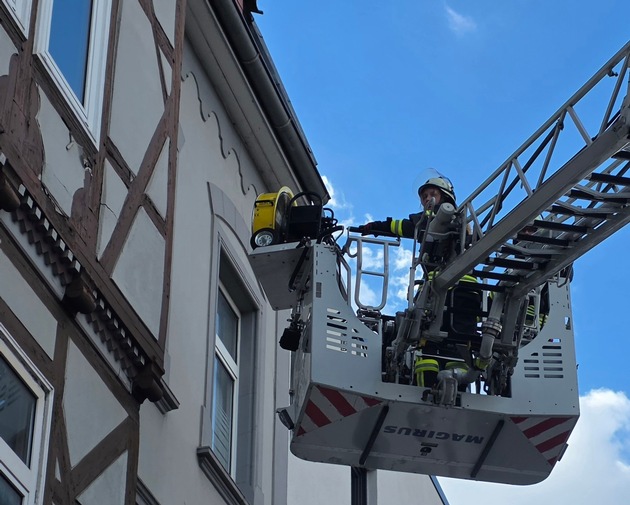 FW Celle: Zimmerbrand